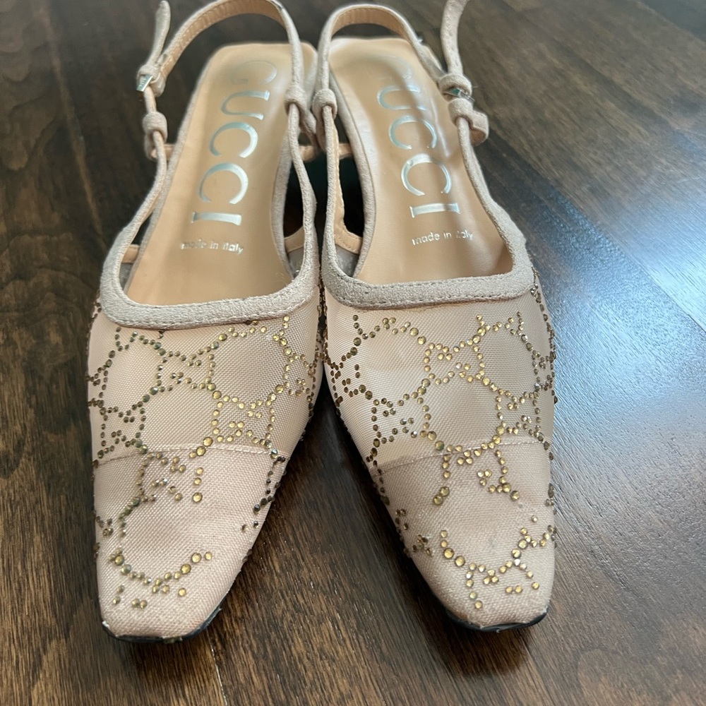 Gucci Nude Heels with Silver Accents - Picture 10 of 15